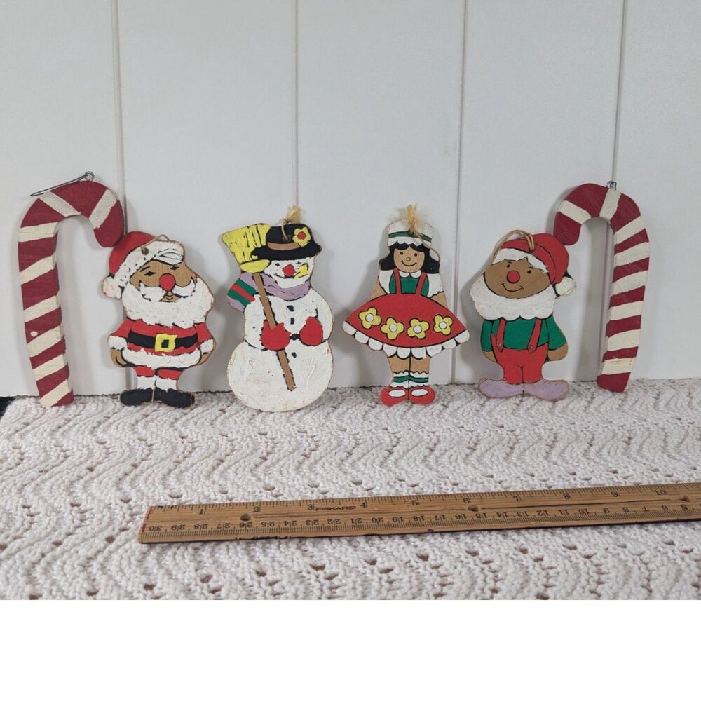 Vintage hand painted wooden flat ornaments - 1980's - 6
